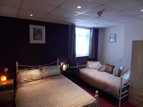 Hostal Selenite Guest House