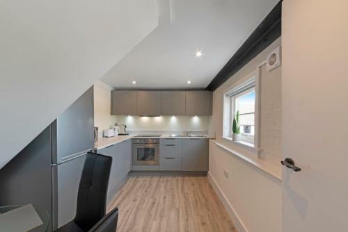 Stansted Airport / Bishop Stortford Apartments