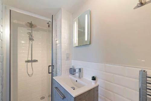 Stansted Airport / Bishop Stortford Apartments