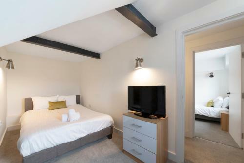 Stansted Airport / Bishop Stortford Apartments