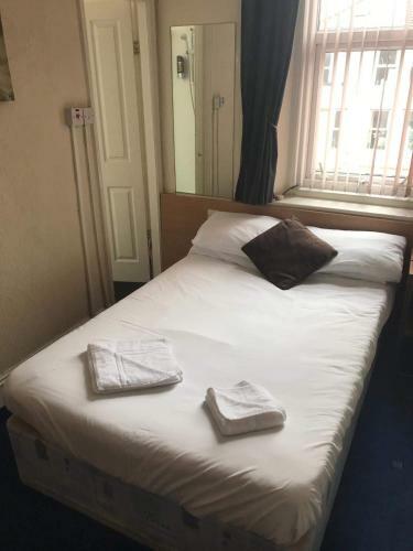 Hayward Hotel