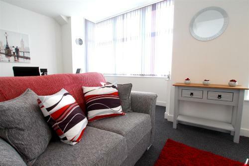 Fabrik Apartments - 66 Central Drive