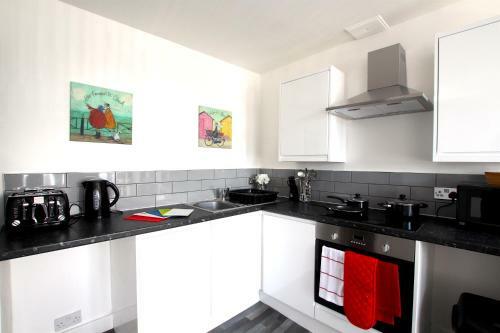 Fabrik Apartments - 66 Central Drive