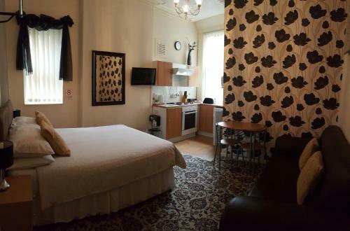 Norwyn Court Holiday Apartments