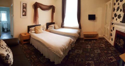 Norwyn Court Holiday Apartments