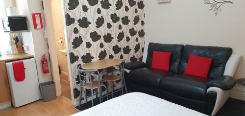 Norwyn Court Holiday Apartments