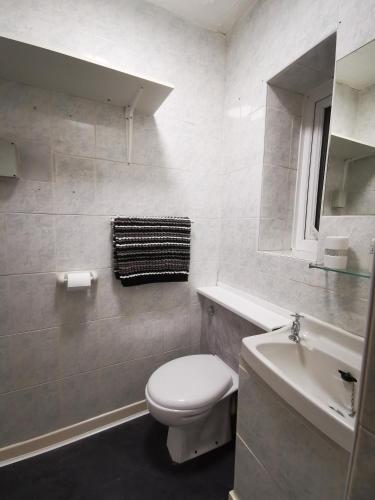 Immaculate 1-bed Apartment In Blackpool - Sleeps 5