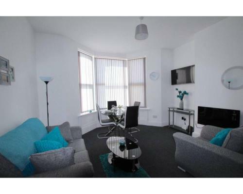 Coast Accommodation Station Road Apartments