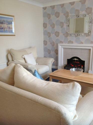 One Rutland Gate Apartments, Wilton Parade