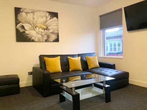 The Central Suite Sasco Apartments