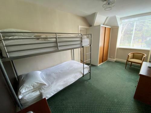 Hinton Firs Hotel