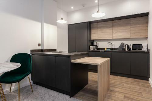 Fantastic 1 Bedroom Apartment In Bolton