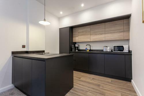 Fantastic 1 Bedroom Apartment In Bolton
