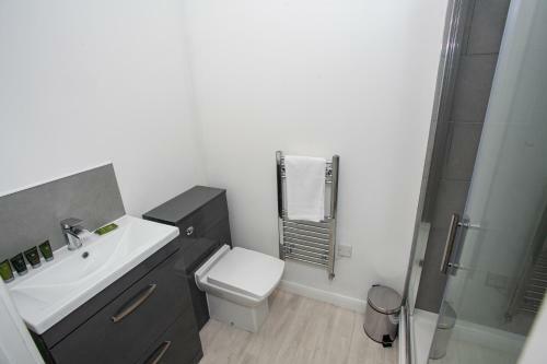 Modern 1 Bedroom Apartment In Bolton