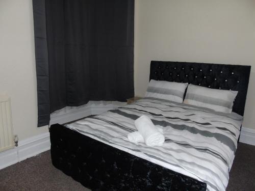 2-bed Apartment In Bolton