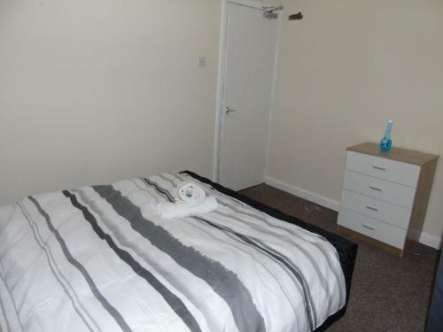 2-bed Apartment-1 In Bolton