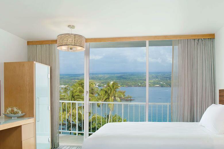 Hotel Naniloa Volcanoes Resort