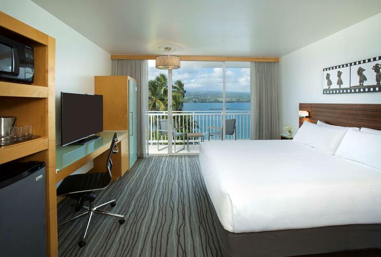 Hotel Naniloa Volcanoes Resort