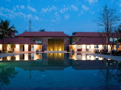 Hotel Lotus Blanc Resort