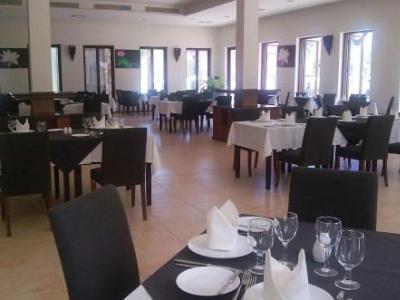 Hotel Lotus Blanc Resort