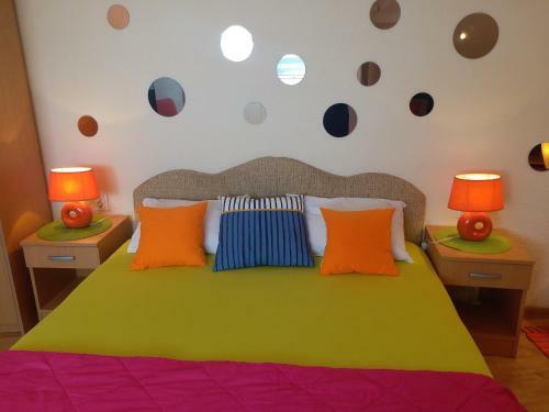 Apartments And Rooms Bumerang