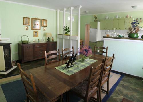 Villa Zelenika Apartments