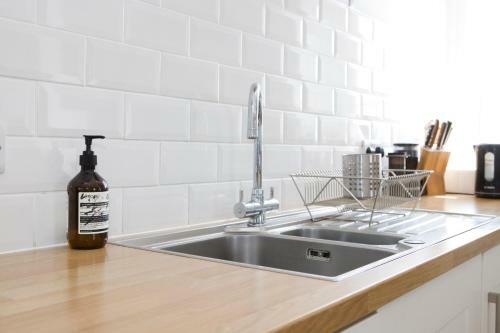 Wilton Apartment - 2 Bedroom - Great Location