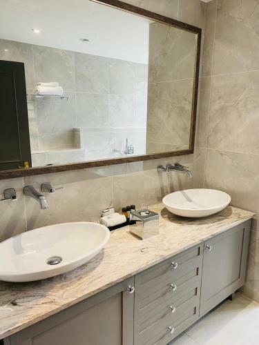 Hotel Easthampstead Park - Re Opened Nov2020 After Full Redesign And Refurbishment