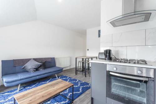 Lovely 2 Bed Apartment Close To City Centre
