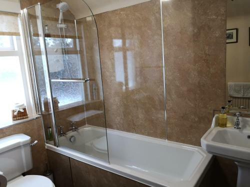 Bed & Breakfast Cranford Guest House