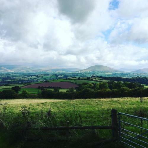 Beautiful 6-bed Home In Brecon