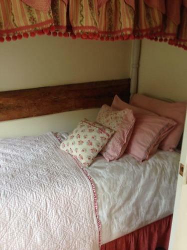 Beautiful 6-bed Home In Brecon