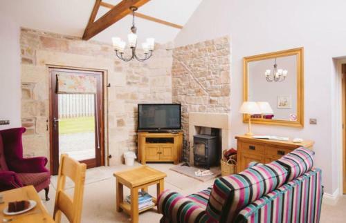 Oak Cottage Hot Tub