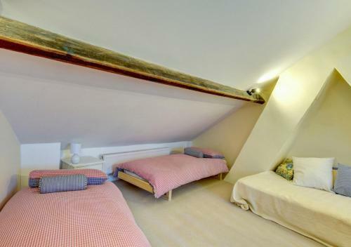 Meadow Cottage