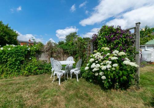 Meadow Cottage