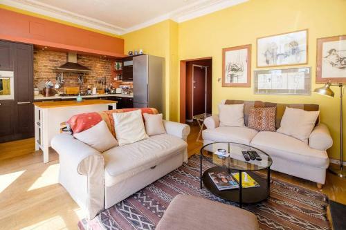 Apartamento Charming Balcony Flat Close To The Sea!