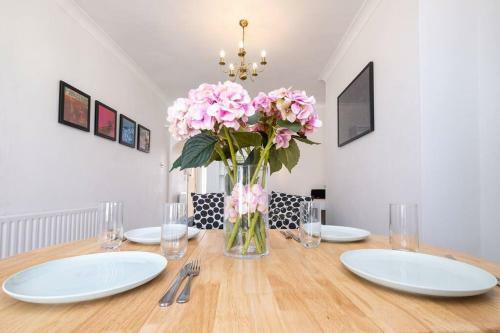 The Perfect One Bedroom Apartment!