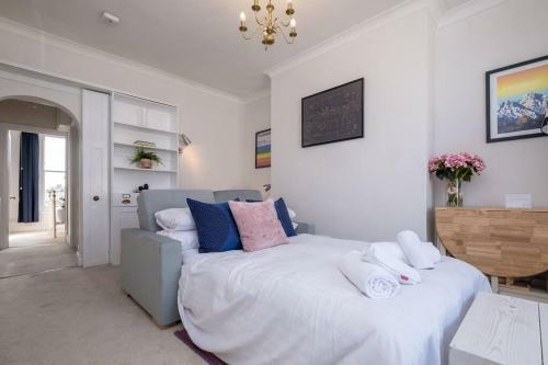 The Perfect One Bedroom Apartment!
