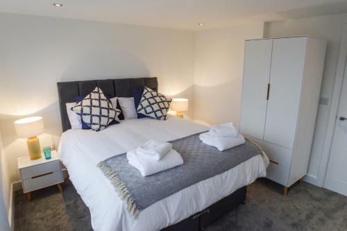 Anstey Heights Apartments