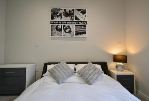 A Brand New Modern 2-bed Apartment In Bedminster