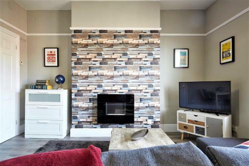 The Sunningdale - Your Apartment