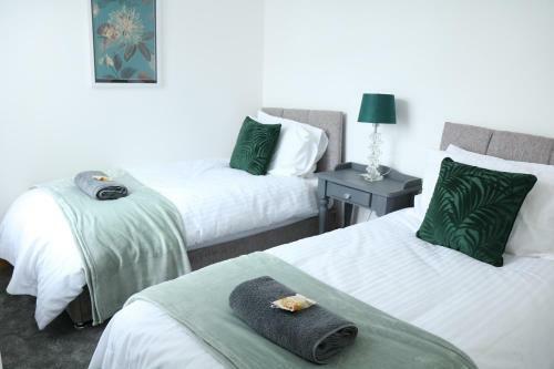 Ideal Home Away In Bury And Whitefield