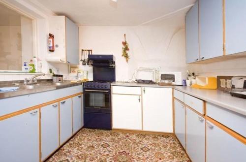 Stanpit Cottage With Scenic Views