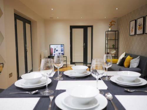 The Elm Serviced Apartments Camberley