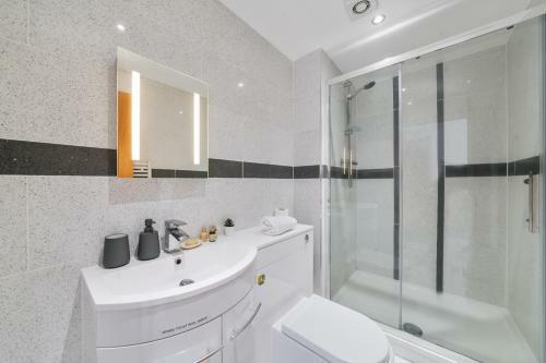 The Elm Serviced Apartments Camberley