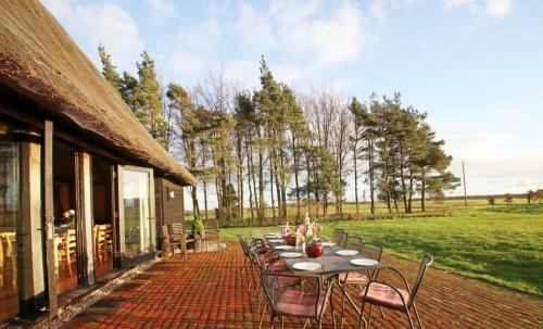 Great Higham Barn And Cottages