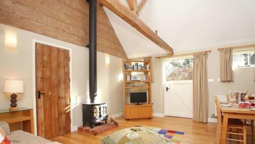Great Higham Barn And Cottages