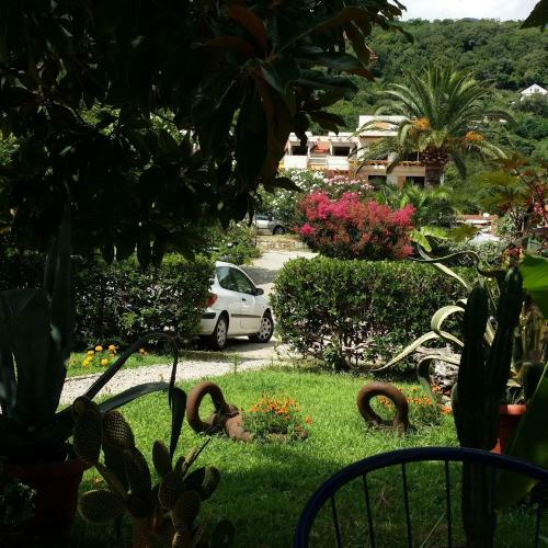 Apartments Laros