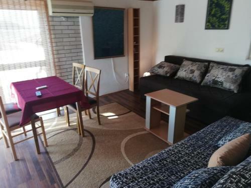 Apartments Laros