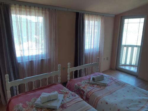 Villa Garden Apartments